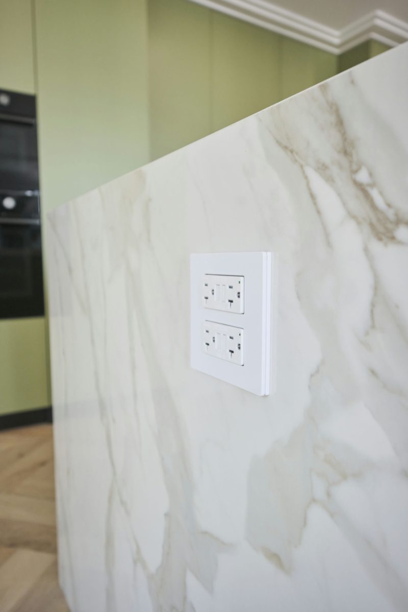 Outlets on the kitchen island