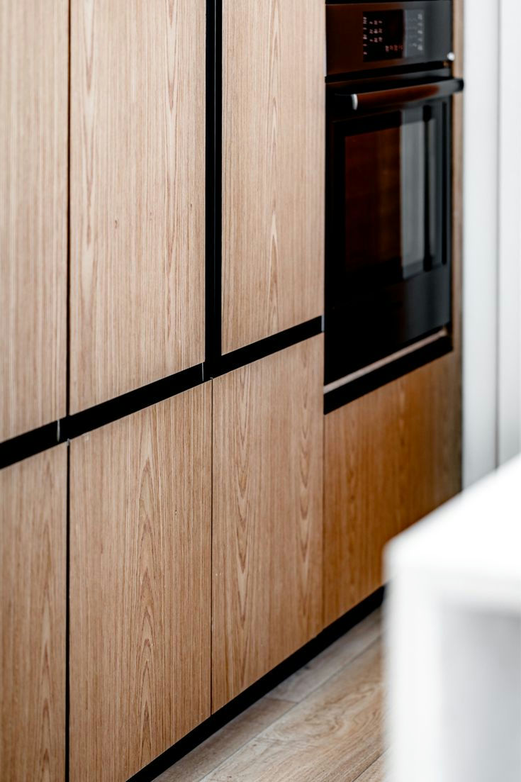 Pantry with Gola profile