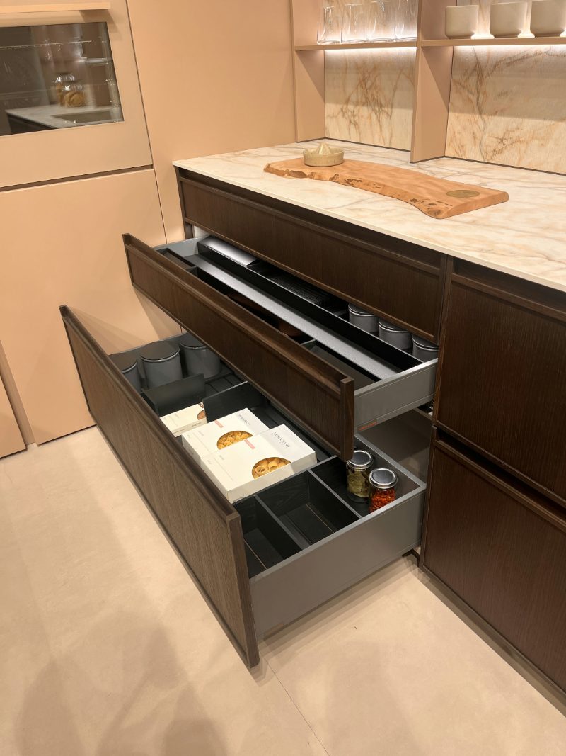 Inner drawers