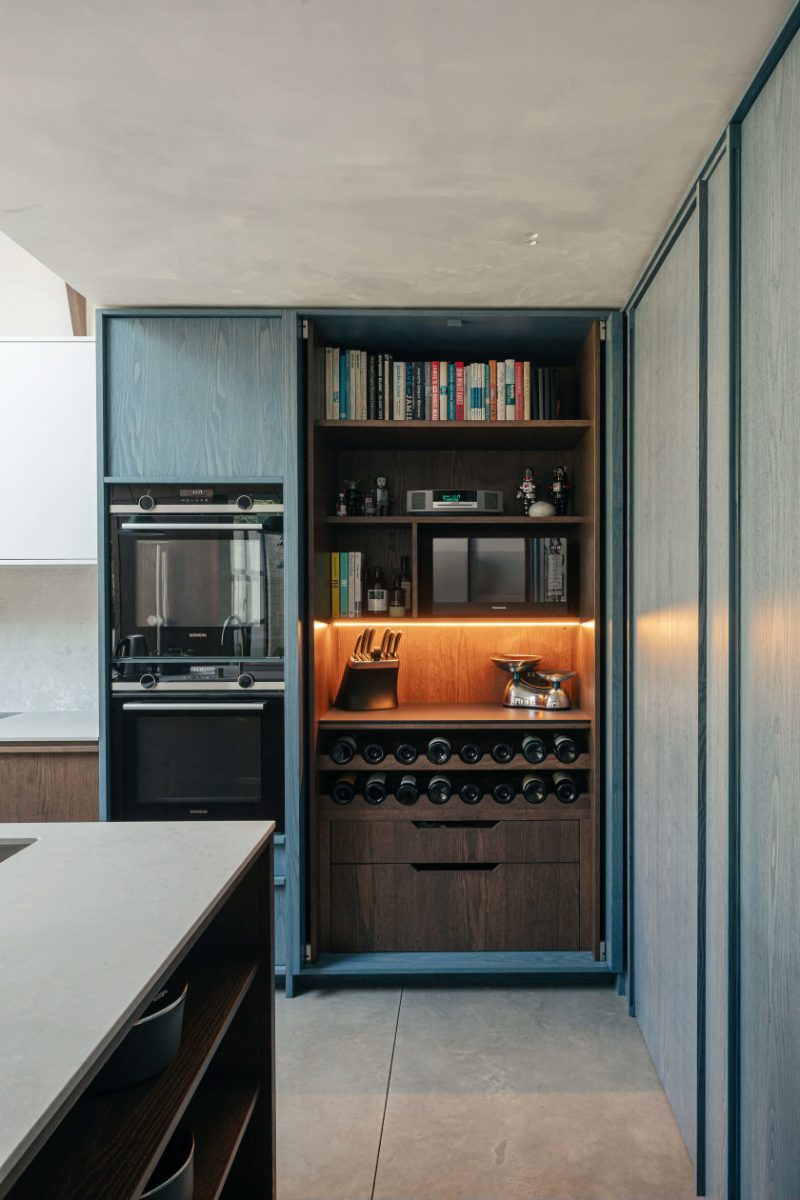 Built-in microwave