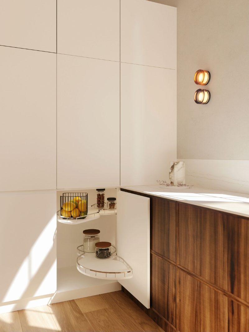 Corner pull-out