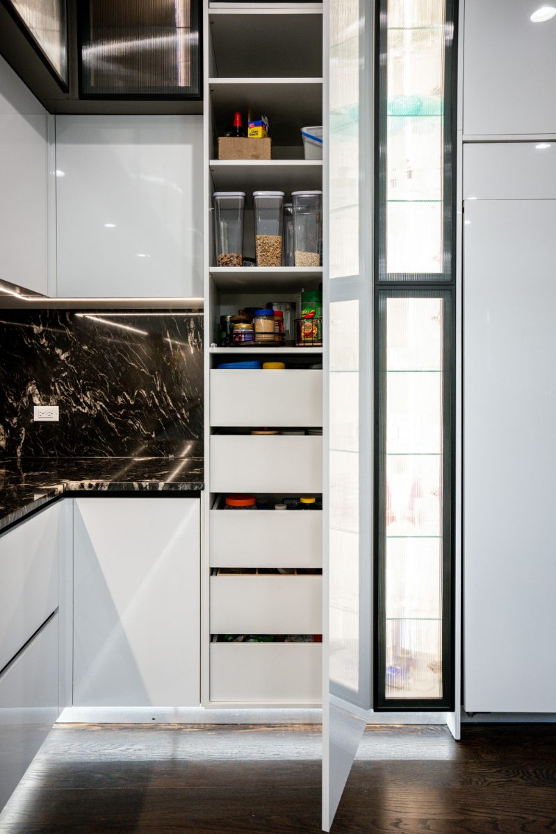 Built-in pantry with drawers