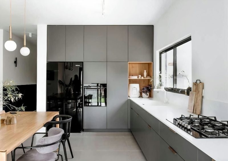 Counter-depth refrigerator