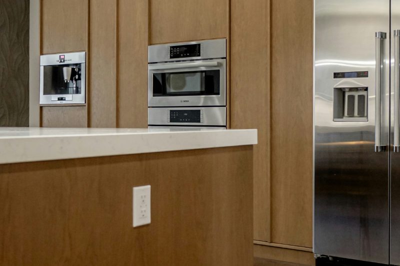 Outlets on the kitchen island