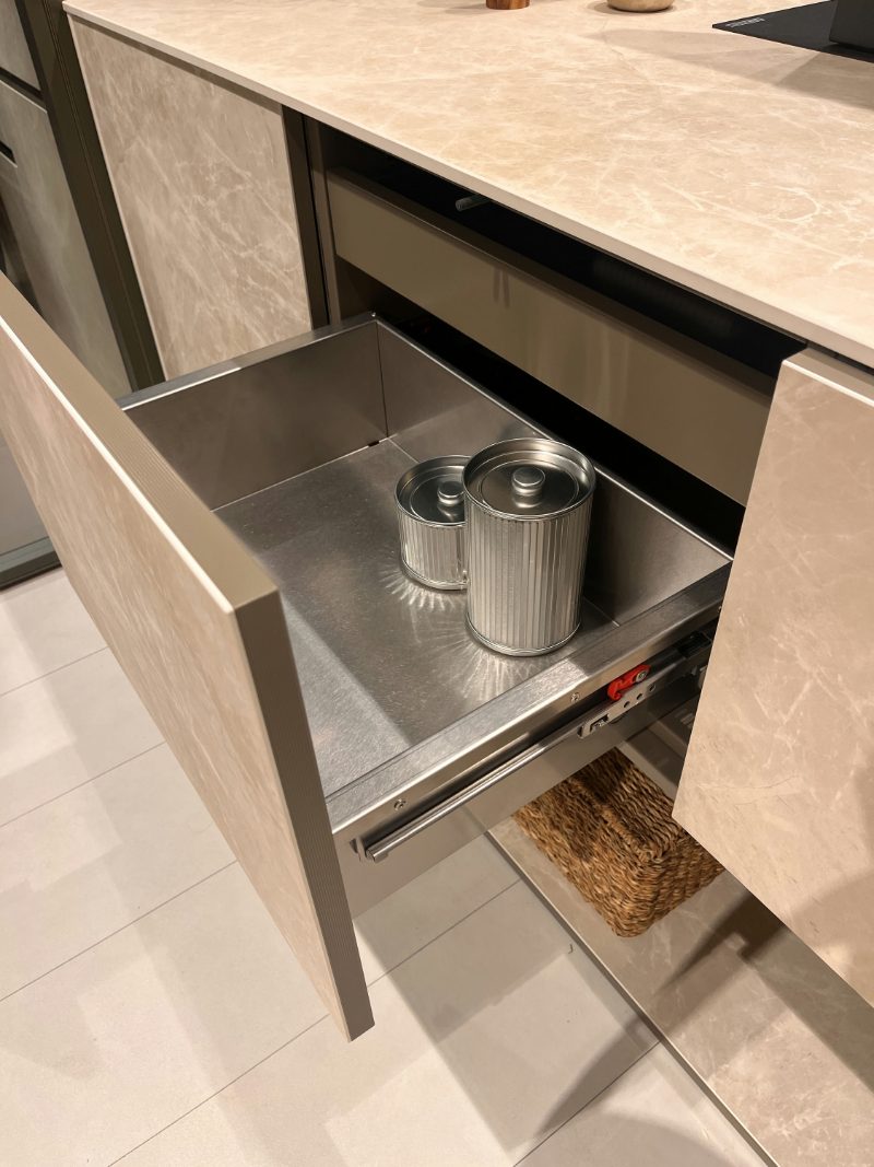 Stainless steel drawer