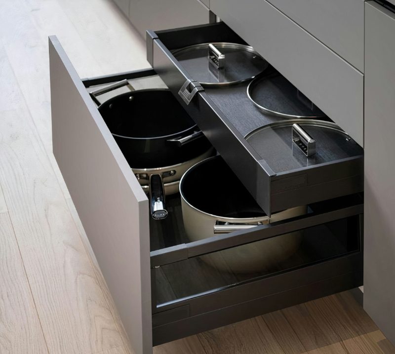 Lid drawer