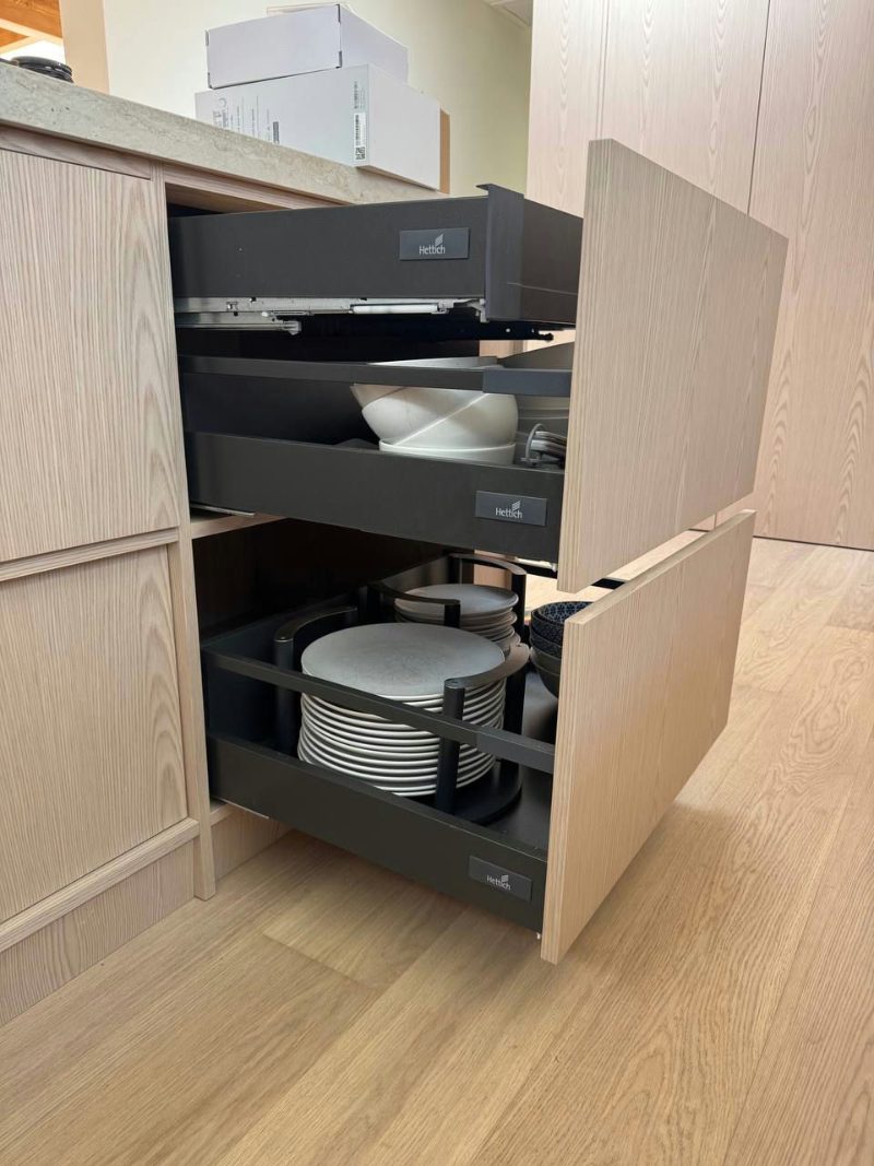 Hettich drawers