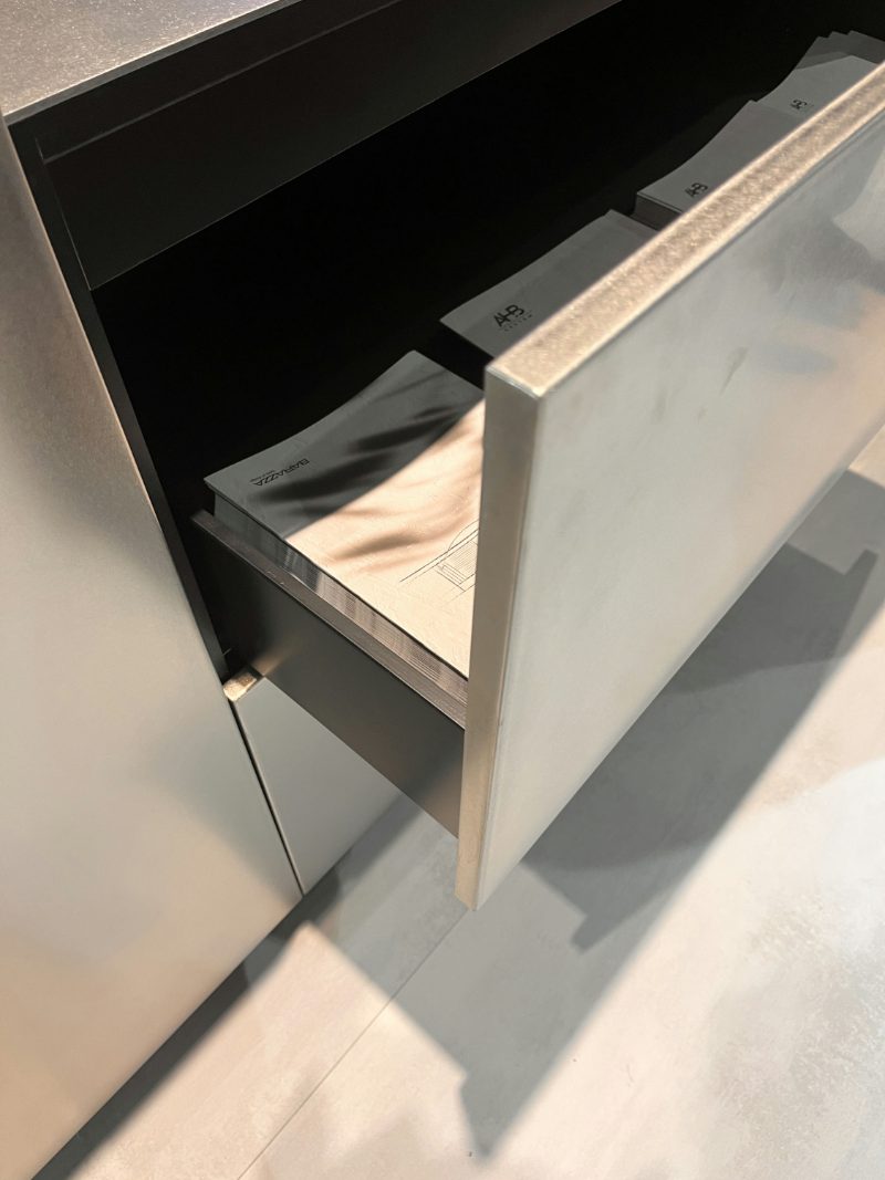 Stainless steel drawer