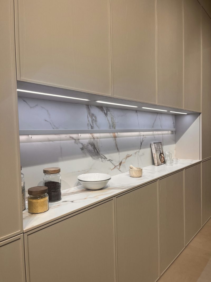 Under-cabinet lighting