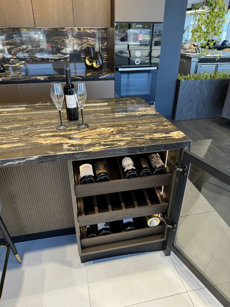 Wine cooler