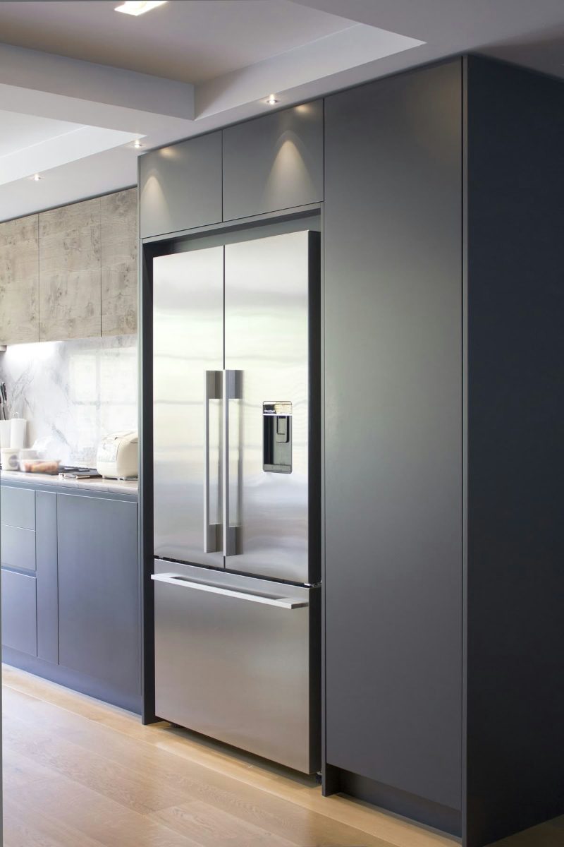 Counter-depth refrigerator