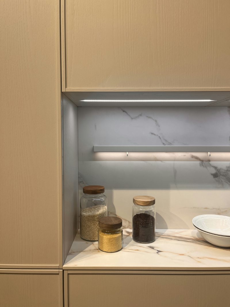 Under-cabinet lighting