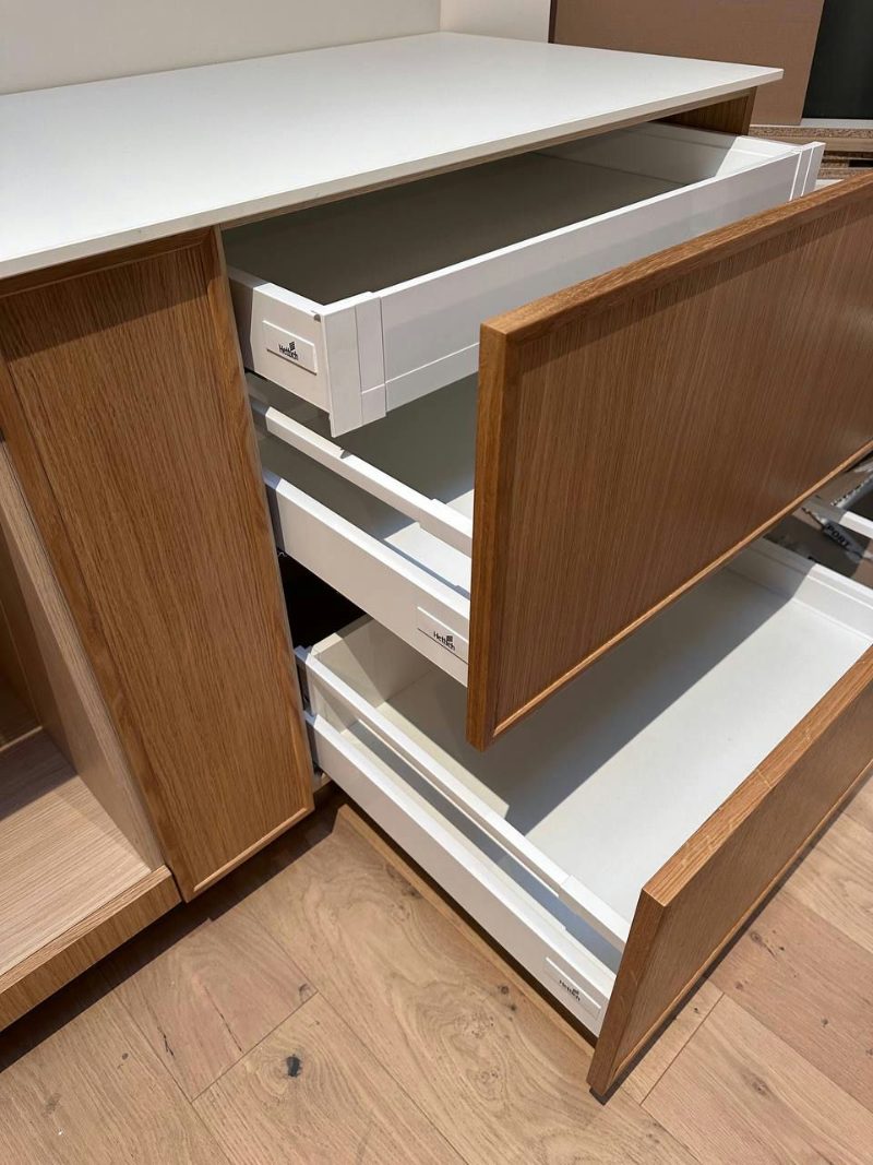 Rift Oak Slim Shaker Kitchen