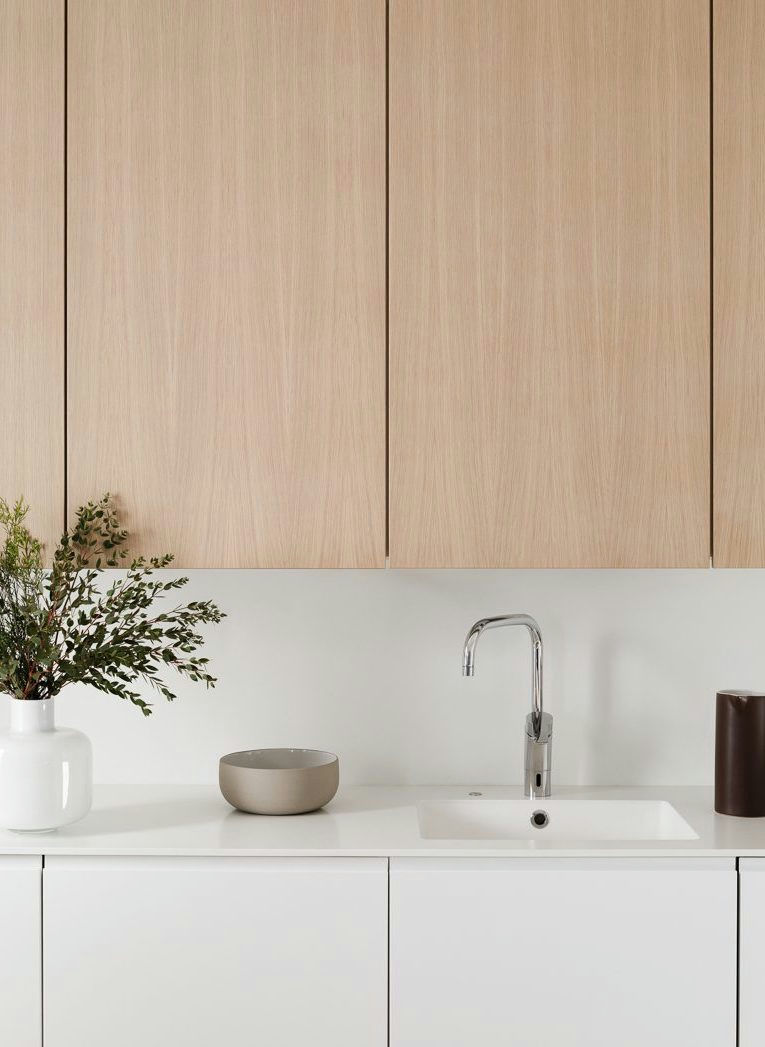 Rift oak kitchen