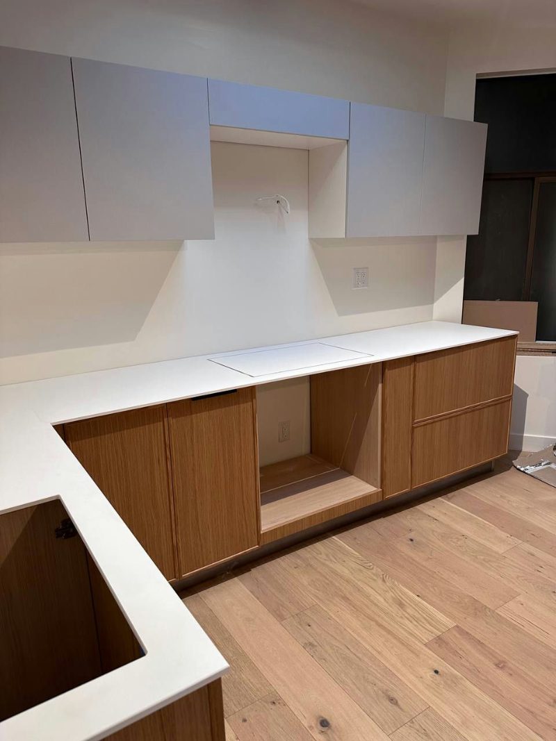 Rift Oak Slim Shaker Kitchen
